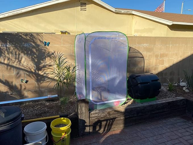 23.6" Outdoor Mesh Plant Enclosure, Plant Cover for Pests, Bird and Pest Protection Guard for Fruit, Vegetables, Flowers and Herbs Pop-Up Cage 15.7 x 15.7 x 23.6 Inches