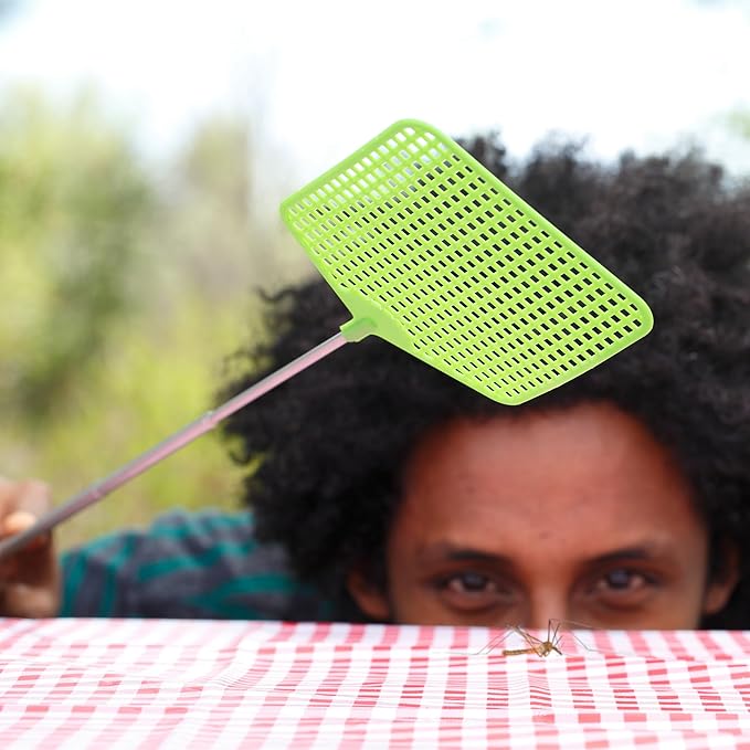 Coghlan's Telescopic Fly Swatter for Camping and Outdoor Dining– Compact, Extendable Insect Swatter, 11 to 18 Inch Reach, Lightweight and Portable for Campsites, Hiking, and Travel