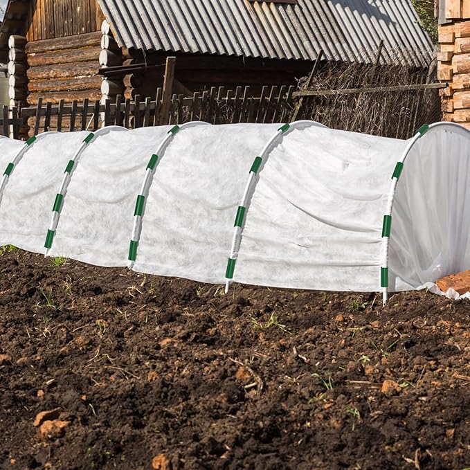 Jetec 16 Pcs PVC Pipe Clamps Greenhouses Strap Clips 2.4 Inches Long Summer PVC Water Pipe Clamps Strap Clips for Woodworking(for 3/4 Inch PVC Pipe,Green)