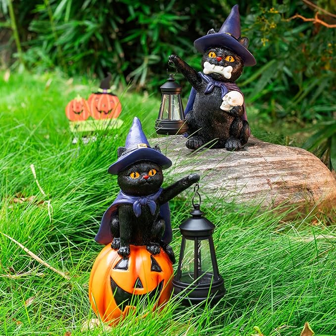 Halloween Black Cat Decor Spooky Solar Cat Garden Statues Holding Skull with LED Lantern Halloween Outdoor Decorations for Porch Patio Yard Lawn Holiday Gardening Gifts for Women