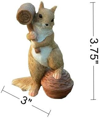 Garden Squirrel Figurine- Brave Squirrel Statue