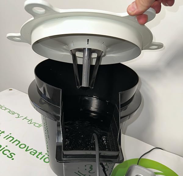 with Hydrolid for Deep Water Culture Gardens. Hydropod and 3.5 Neoprene Insert Included. (4)