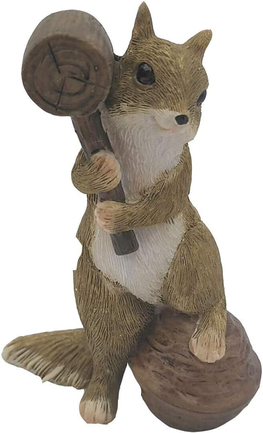 Garden Squirrel Figurine- Brave Squirrel Statue