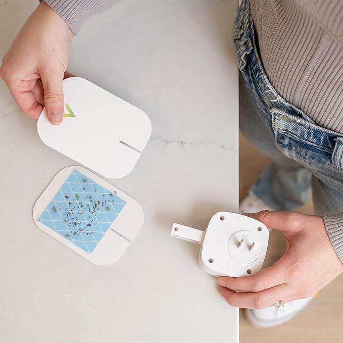 VEYOFLY Gnat Traps for House Indoor Refill, Fly Trap Indoor, Fruit Fly Traps for Indoors, Fly Catcher Indoor, Fly Trap, Plug in Catch for Fruit Flies, Moths, Gnats, Mosquito Trap (Pack of 5 Refills)