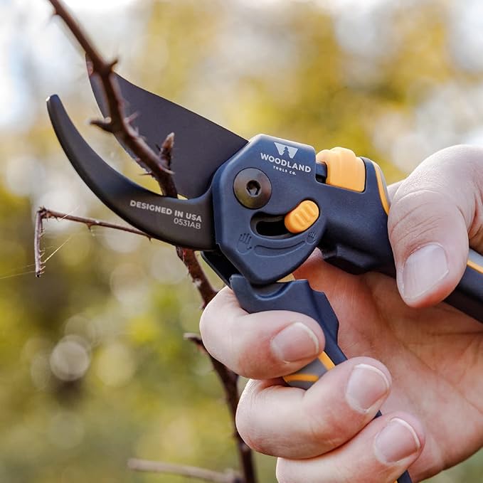 Woodland Tools Co. Super Duty Bypass Pruning Shears – 3/4" Cut Capacity, Gear-Driven Cutting System, High Carbon Steel Blade, Internal Spring, Adjustable Grip, Garden Pruner for Thick Stems and Shrubs