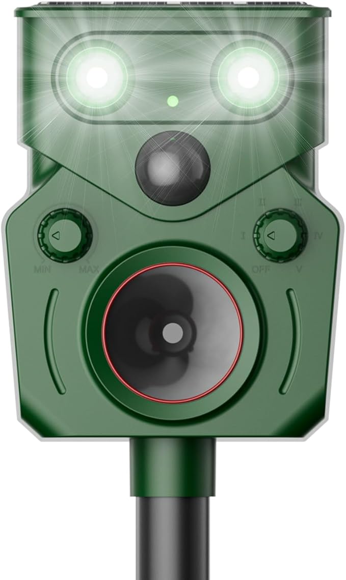 Ultrasonic Animal Repeller Solar Powered Squirrel Repeller Motion Sensor Deer Deterrent Rabbit Cat Dog Control Device with 5 Modes and Flashing Lights Outdoor Yard Lawn Orchard Garden