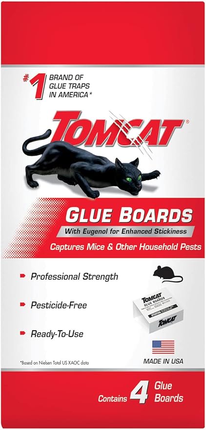 Tomcat Glue Boards with Immediate Grip Glue for Mice, Cockroaches, and Insects, Ready-to-Use, 8-Pack (32 Glue Boards)