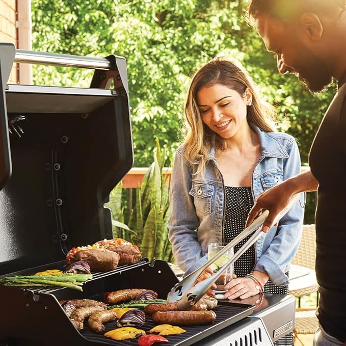 Napoleon Freestyle 365 Propane Gas Outdoor Grill with Range Side Burner, Graphite Grey – 4-Burner BBQ for Versatile Cooking