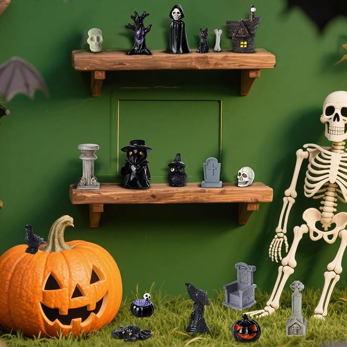 40Pcs Halloween Miniatures for Crafts Mini Figurines Skull Heads Resin Tombstones Skeleton Ornaments Halloween Fairy Garden Decor Horror Village Collections Dollhouse Accessories Decor ﻿