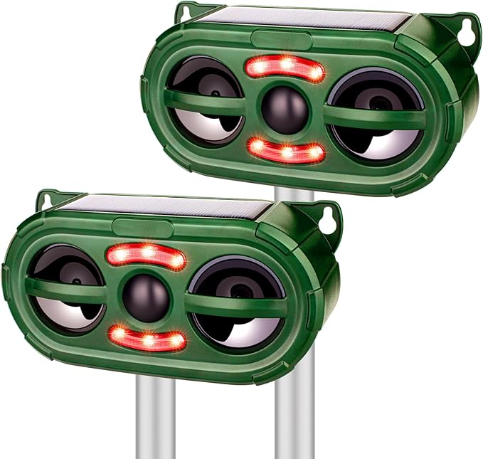 Animal Repellent Outdoor,Solar Pest Animal Repellent Outdoor,Squirrel Repellent,Racoon Repeller,Effective Deer Repellent Devices with Motion Sensor & Flashing Light for Yard Garden（2 Pcs）