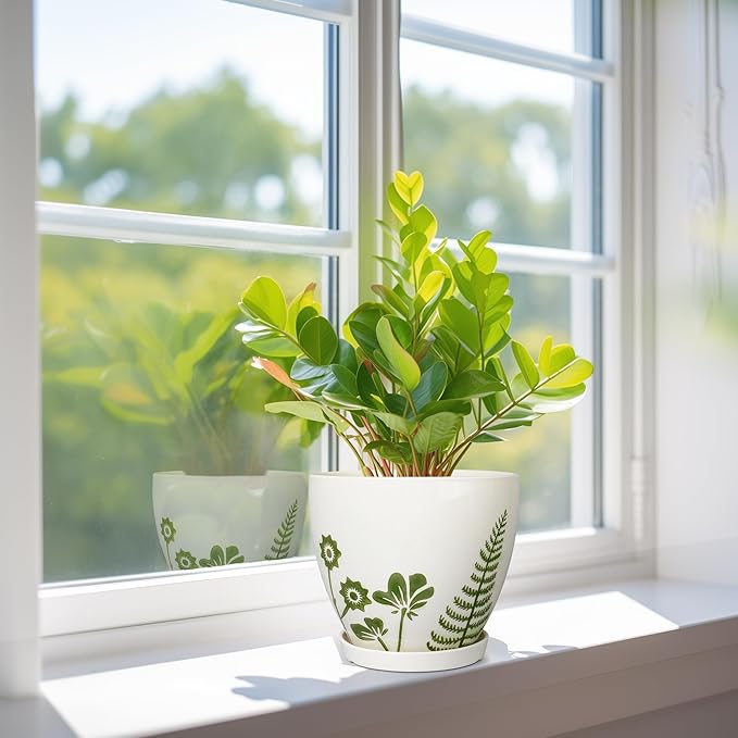 Indoor Plant Pot 6.8 Inch - Ceramic Planter for Indoor Flowers with Drainage Hole and Saucer, Boho Round Decorative Outdoor Flower Pot, Gifts for Plant Lovers, Garden Office Home Decor, White