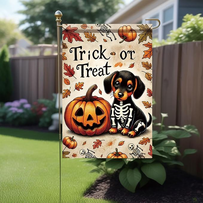 Halloween Garden Flag Beagle Trick or Treat Flag 12x18 Inches Double Sided Pumpkin Yard Banner for Outdoor Fall Lawn Porch Holiday Decoration Cute Pet Autumn Seasonal House Decor