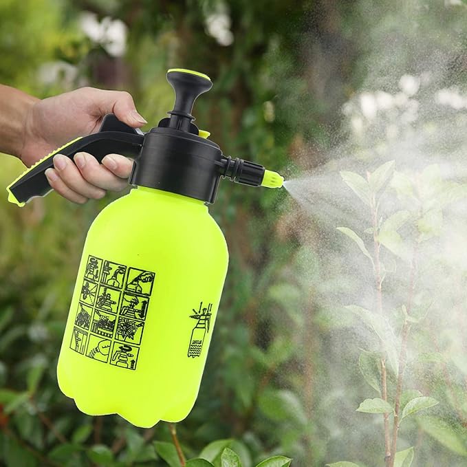 Sunnyglade Hand Held Garden Sprayer Portable Lawn Pressure Pump Sprayer Adjustable Nozzle Manual 1/2 Gallon