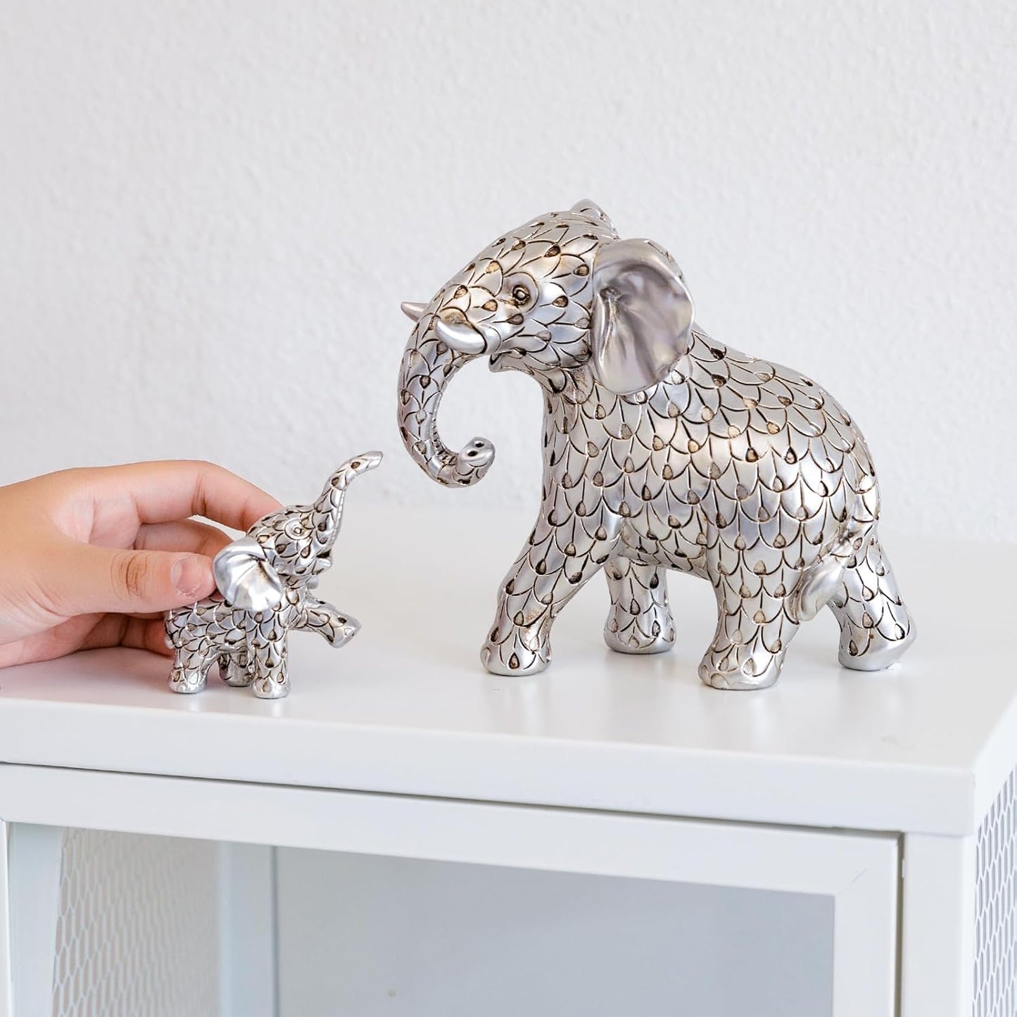Vintage Silver Elephant Statue.Elephant Figurines Inspiring Good Luck,Health.Unique Elephant Gifts for Women,Moms.Elephant Home Decor Ornaments for Living Room,Bookshelf,Table Centerpiece,Office.