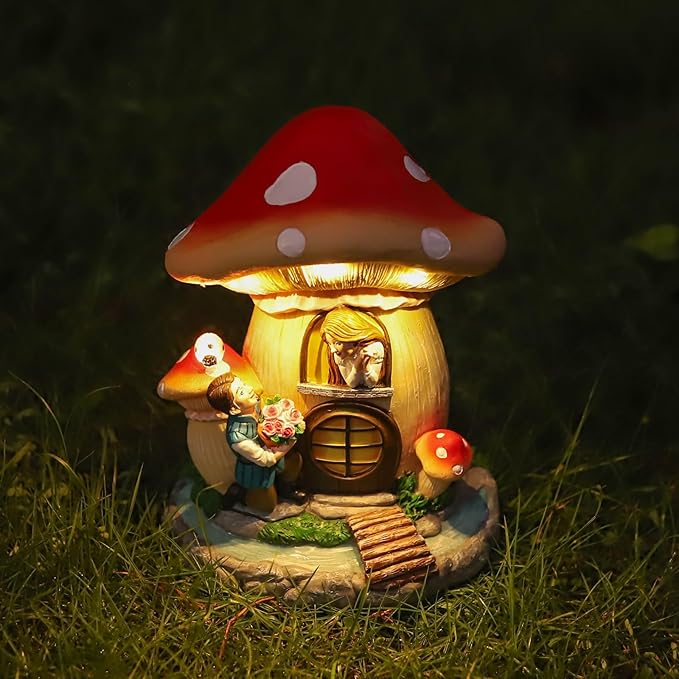 Solar Garden Outdoor Statues Princess and Prince with 3 LED Solar Figurine for Lawn,Patio,Balcony,Yard Decor Unique Housewarming Gift, for Grandfather, Father,Grandma,Wen