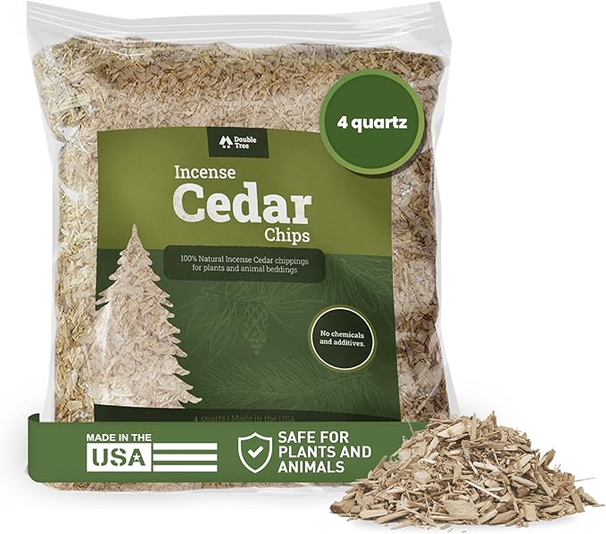 Double Tree Incense Cedar Wood Chips for Potted Plants, Garden, Animal Beddings and Litter Box - 100% Natural Perfect for Indoor and Outdoor Use… (4 Quart)