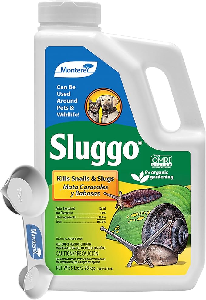 Monterey Sluggo Snail & Slug Killer Bundled with Measuring Spoon - OMRI Listed for Organic Gardening - Wildlife and Pet Friendly - 5 lb jug