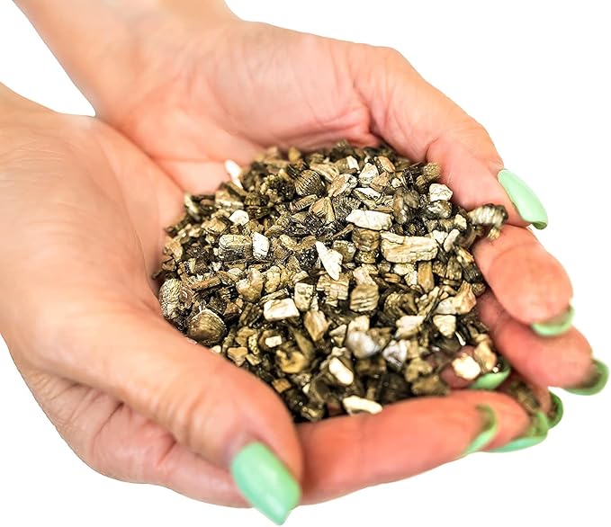 Horticultural Organic Vermiculite for Plants - Medium Grade - Natural Soil Additive for Gardening, Houseplants, Mushrooms, Potted Plants, Hydroponics, Terrariums (2 Quart)