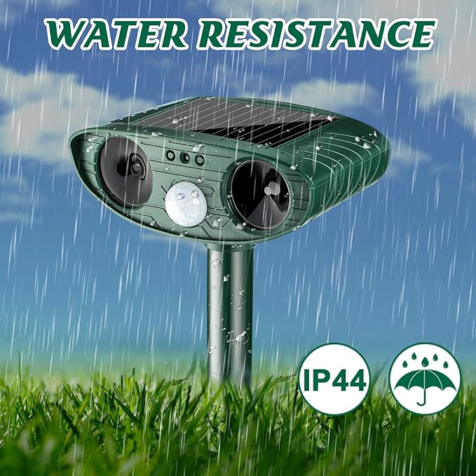 Ultrasonic Animal Repellent Outdoor Solar Powered Repeller Cat Dog Deer Deterrent Waterproof Motion Sensor Deterrent for Yard Garden Rabbit Squirrels Fox Pest(Green,2 Pieces)