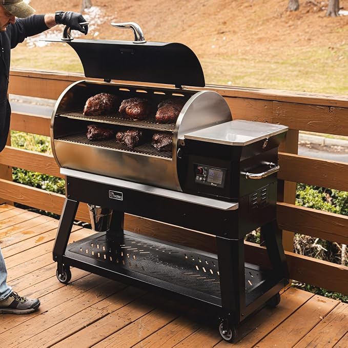 Backyard Beast 1200 Grilling Basics Bundle