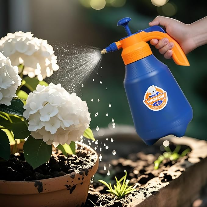 WRS1820T 0.52 Gallon Garden Pump Sprayer, 68oz Lawn & Garden Pressure Water Spray Bottle with Adjustable Nozzle, Lock-on Feature, 2L