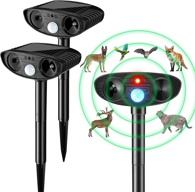 Ultrasonic Animal Repellent Outdoor Solar Powered Repeller Cat Dog Deer Deterrent Waterproof Motion Sensor Deterrent for Yard Garden Rabbit Squirrels Fox Pest(Black,2 Pieces)