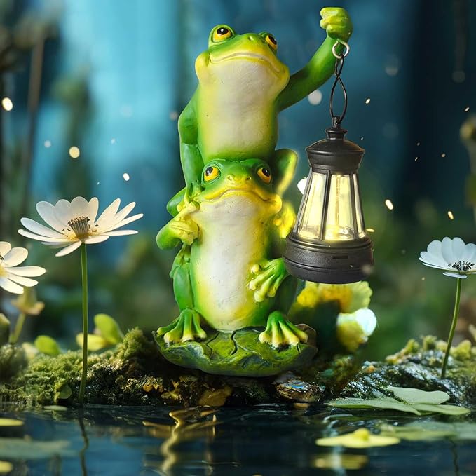 Solar Outdoor Statues Frog Garden Decor Figurine Lights for Outside, Yard Decorations Outdoor Patio Decor, Unique Housewarming Gardening Gifts for Women