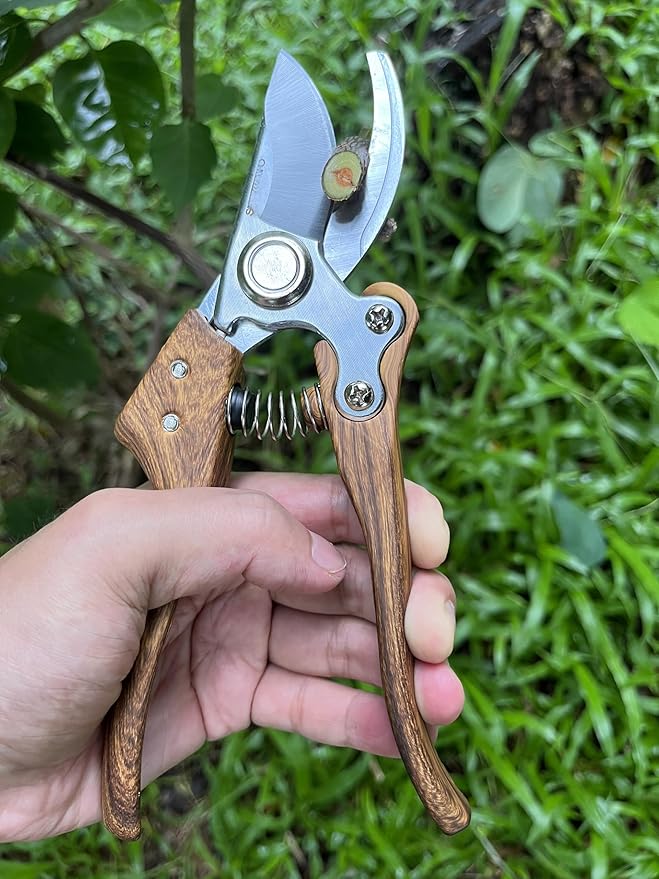 Bypass Pruning Shears for Gardening - SK5 Stainless Steel Garden Snips with Aluminum Alloy Handle for Precise Trimming - Garden Sheers for Flowers - Flower Cutters for Stems