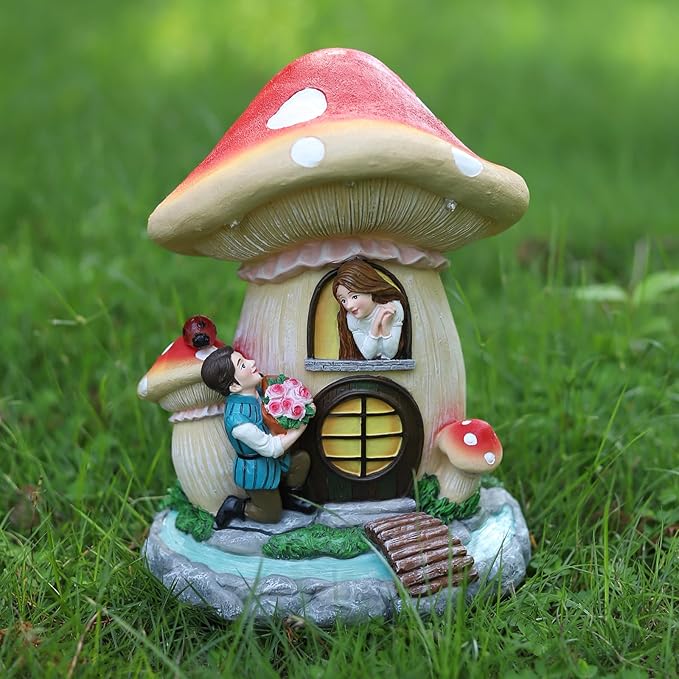 Solar Garden Outdoor Statues Princess and Prince with 3 LED Solar Figurine for Lawn,Patio,Balcony,Yard Decor Unique Housewarming Gift, for Grandfather, Father,Grandma,Wen