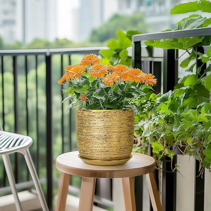 Ceramic Plant Pot 7 Inch - Ceramic Planter for Indoor Outdoor Plants, Round Modern Flower Pot with Drainage Hole and Saucer, Housewarming Gifts, House Patio Office Home Decor, Gold