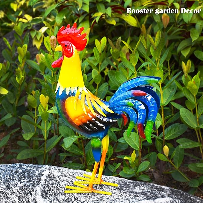 Metal Rooster Yard Art Outdoor Garden Decor Roosters Chicken Statue Decorations for Kitchen Home Lawn Patio, Multicolor