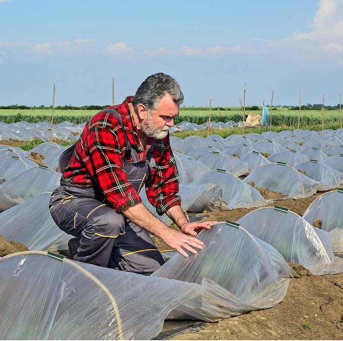 Jetec 32 Pcs PVC Pipe Clips Pool Cover Clamps for Above Ground Pool Greenhouses, Row Covers, Garden, Shelters, Bird Protection, 2.4 Inch Long(for 1/2 Inch PVC Pipe,Green)
