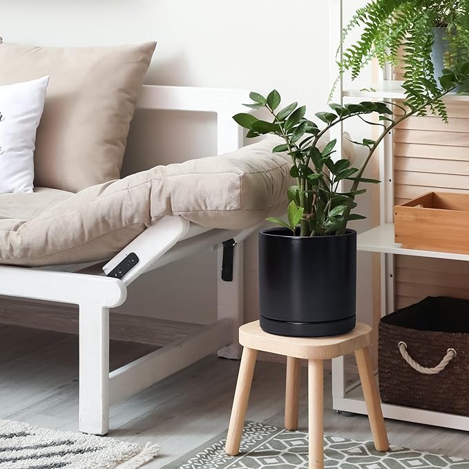 D'vine Dev Set of 2 Plants Pots, 8.2 Inch Ceramic Planter Pot for Plants with Drainage Hole and Saucer, Black, 94-V-D-2