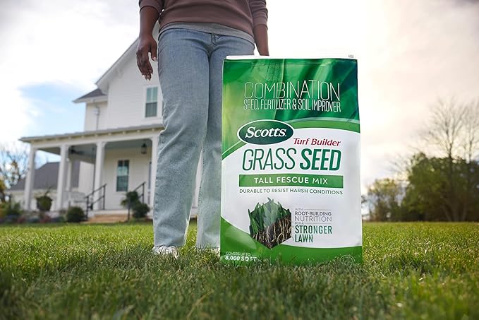 Scotts Turf Builder Grass Seed Tall Fescue Mix with Fertilizer and Soil Improver, Resists Harsh Conditions, 16 lbs.