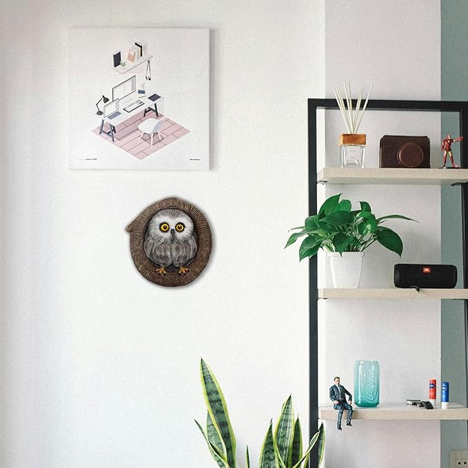 Baby Owl Resin Tree Faces, Whimsical Owlet Hugger Sculpture, Outdoor Garden Ornament for Yard Lawn Patio Porch, Tree Decor Unique Garden Gift, Durable Waterproof Resin Statue