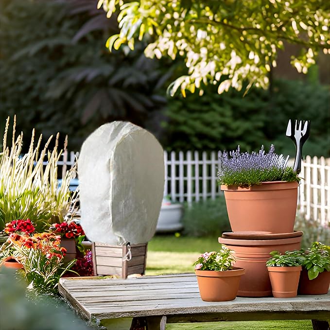 Plant Protection Cover, Winter Frost Protection Cover with Zip Pull and Latch, 19.7 x 19.7 x 31.5 cm - 2 pcs. for Plants and Rectangular Planting Box Protection Cover