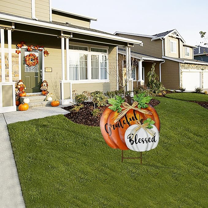 Metal Yard Pumpkin Fall Stakes Decorative Standing Garden Welcome Signs Lawn Stake Outdoor Autumn Harvest Halloween Thanksgiving Decor Pumpkins Pathway Decoration (Orange)