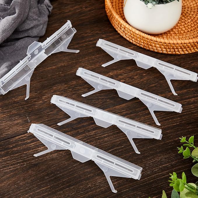 Qualirey 24 Pcs Plastic Beehive Beekeeping Tools Set Hive Beetle Trap Bulk Hive Trap Beetle Blaster Kit for Hive Beetle Beekeeping Supplies Control Beetles (Clear)