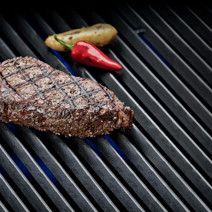 Broil King 945050 Regal Charcoal 400 Grill, Black