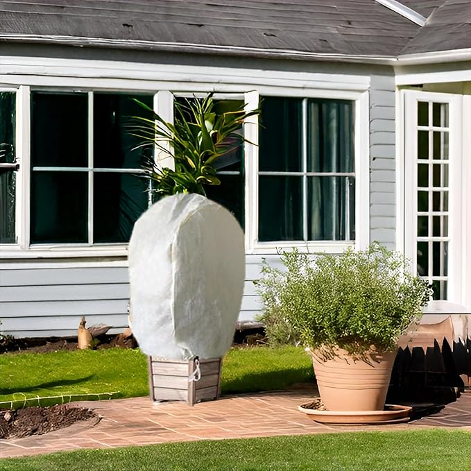 Plant Protection Cover, Winter Frost Protection Cover with Zip Pull and Latch, 19.7 x 19.7 x 31.5 cm - 2 pcs. for Plants and Rectangular Planting Box Protection Cover