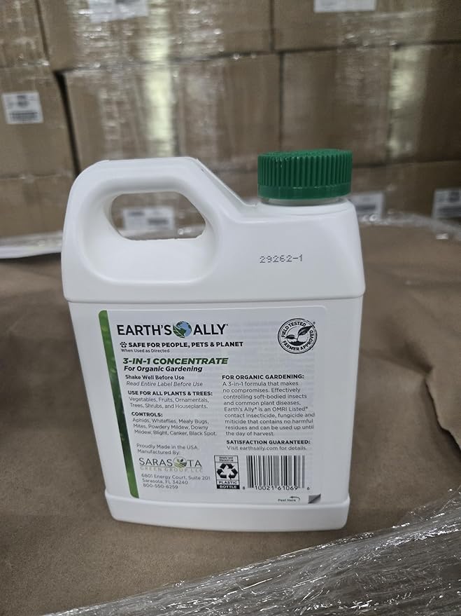 Earth's Ally 3-in-1 Plant Spray 32 oz Conc. Makes 4 gal | Insecticide, Fungicide & Spider Mite Control for Organic Gardening