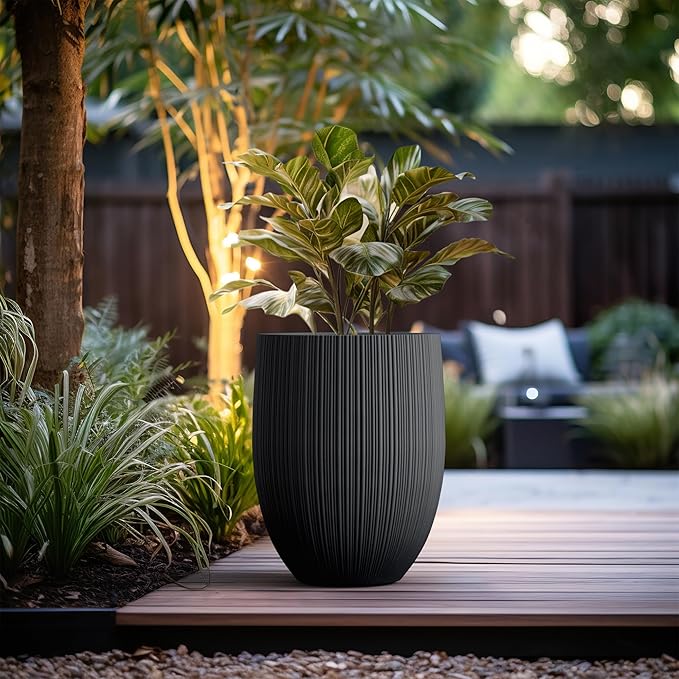 Kante Round Fluted Concrete Planter, 16.9-Inch Dia Barrel-Style Pot with Drainage Hole, Black Finish with Warm Brown Interior, 13.7" Opening, for Indoor and Outdoor Use
