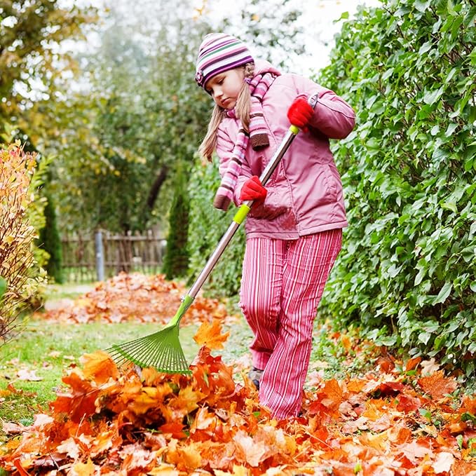 Metal Leaf Rake, 65" Long Handle Garden Rakes Lightweight, Lawn Rake with 24 Teeth Wide Steel Tines, Leaf Scoop Grabbers for Leaves, Debris,Grass, Pine Needles Pick