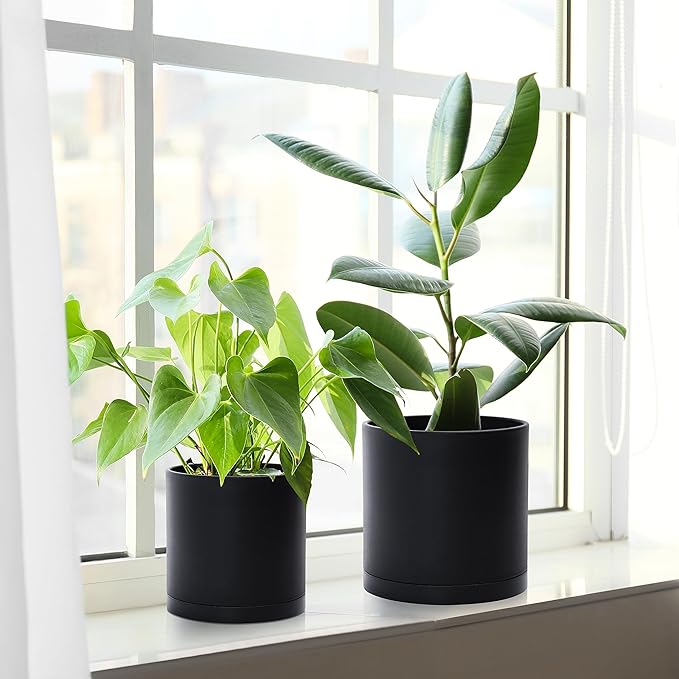 D'vine Dev 4.5 Inch 5.5 Inch 6.5 Inch, Set of 3 Plastic Planter Pots for Plants with Drainage Hole and Seamless Saucers, Black Color, Small Plus, 74-V-B-2