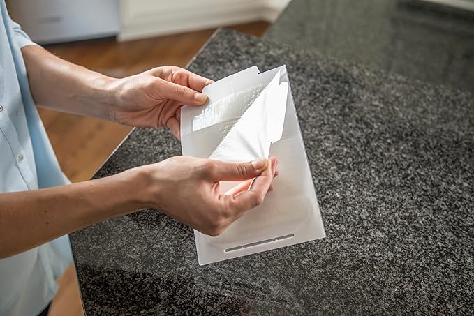 Tomcat Glue Boards with Immediate Grip Glue for Mice, Cockroaches, and Insects, Ready-to-Use, 8-Pack (32 Glue Boards)