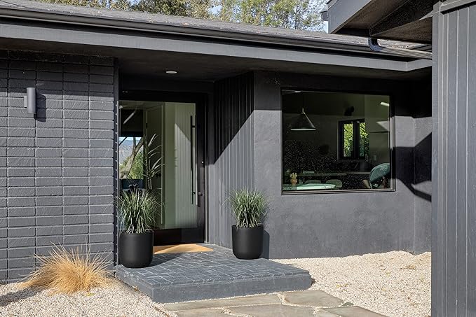 Veradek Round Black Plastic Planter Pots for Indoor/Outdoor Garden Use, with Drainage Holes, Suitable for Small to Large Succulent Plants, Flowers, Modern Interior Plants