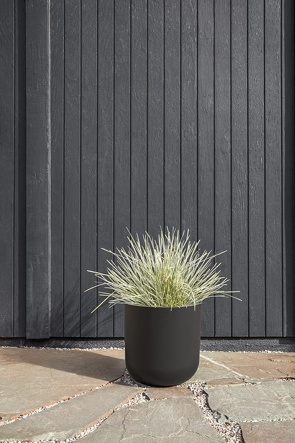 Veradek Round Black Plastic Planter Pots for Indoor/Outdoor Garden Use, with Drainage Holes, Suitable for Small to Large Succulent Plants, Flowers, Modern Interior Plants