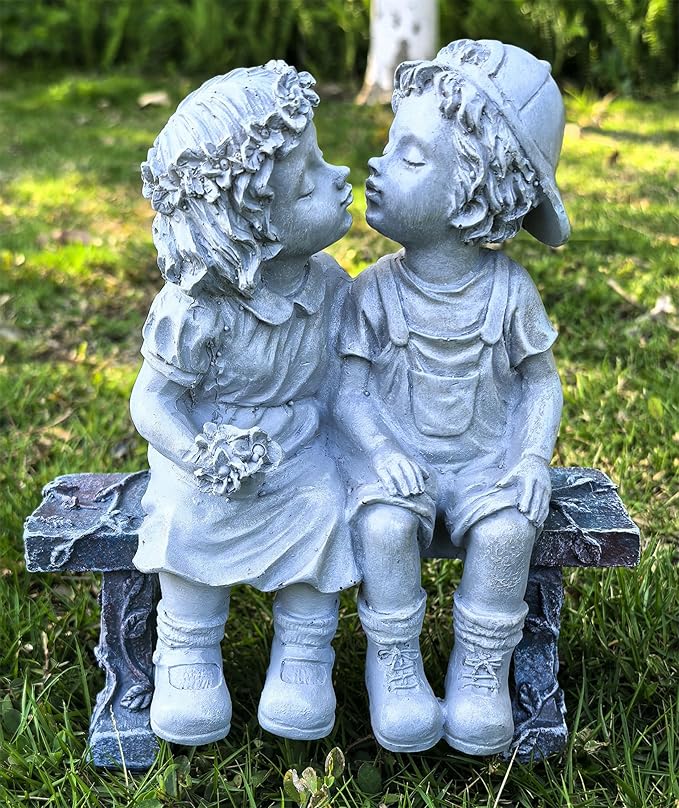First Kiss Garden Outdoor Statue Decorative, Flower Bed Decor Puppy Love Kissing Couple, Boy and Girl Kissing Garden Figurine for Yard Patio Art