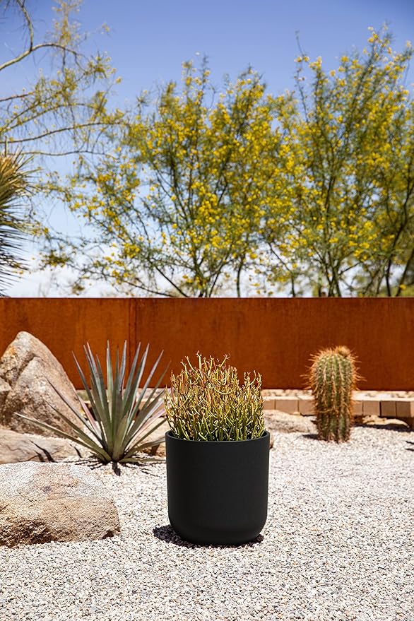 Veradek Round Black Plastic Planter Pots for Indoor/Outdoor Garden Use, with Drainage Holes, Suitable for Small to Large Succulent Plants, Flowers, Modern Interior Plants