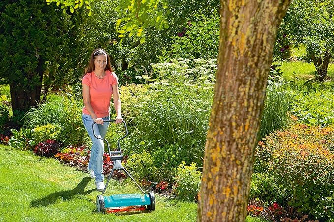 GARDENA (4018) Classic 16" Reel Lawn Mower with 5 Blades. The Lawn Mower for Everyday use with No Gas, No Electricity Makes Mowing a Breeze. Best Yard Tools You can own.